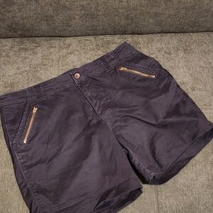 Dark Shorts with Zipper Pockets